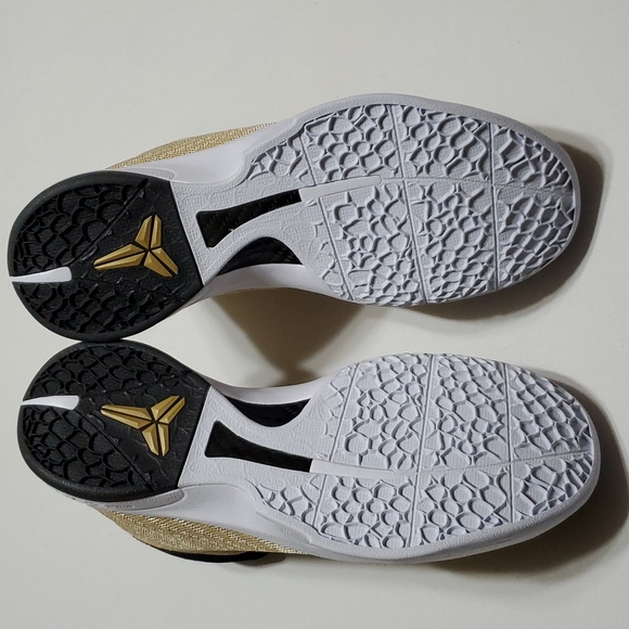 Nike Zoom Kobe icon Jacquard Metallic Gold Size 11 - Picture 15 of 16